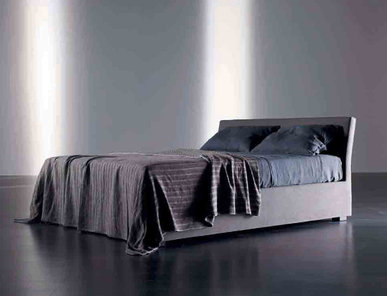 Итальянская кровать CRUIS фабрики MERIDIANI