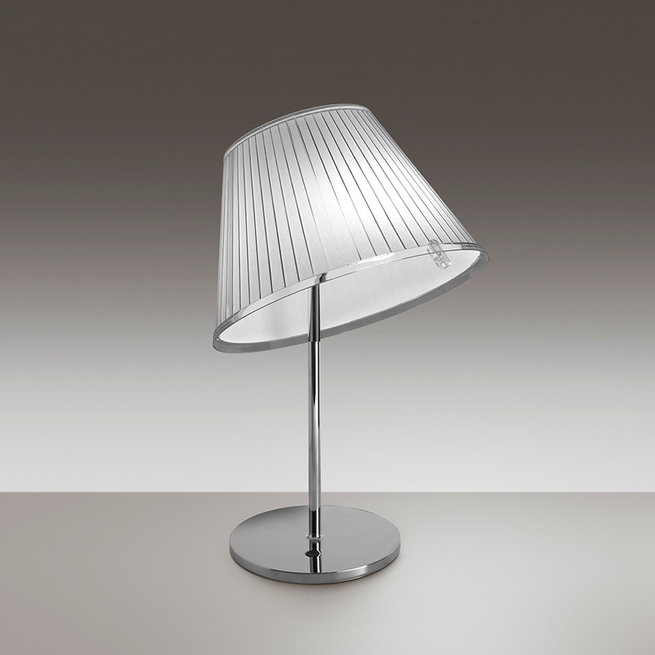 Итальянская настольная лампа Choose White/Chrome фабрики ARTEMIDE