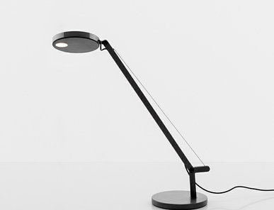 Итальянская настольная лампа Demetra Micro Grey фабрики ARTEMIDE