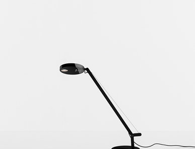 Итальянская настольная лампа Demetra Micro Black фабрики ARTEMIDE