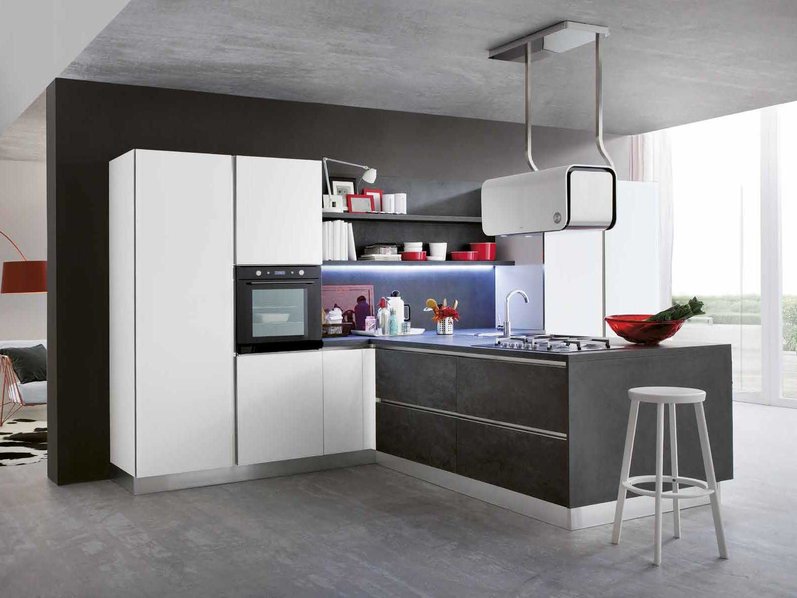 Итальянская кухня MYGLASS 02 фабрики GICINQUE CUCINE