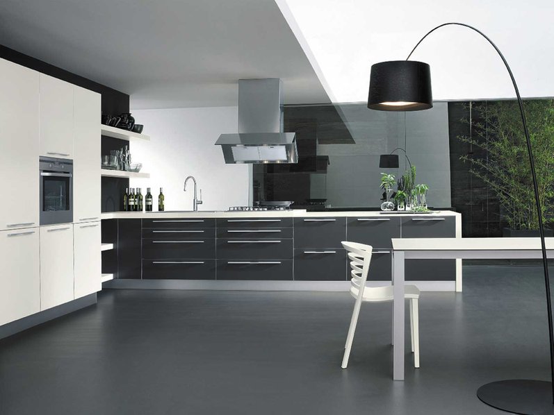 Итальянская кухня Progetto Laminato фабрики MITTEL CUCINE