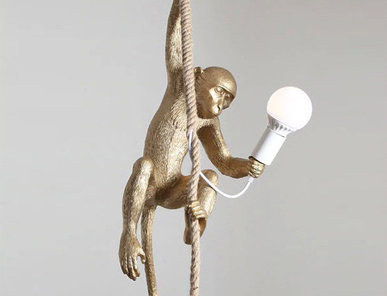 Светильник Monkey Gold Lamp Ceiling фабрики Seletti