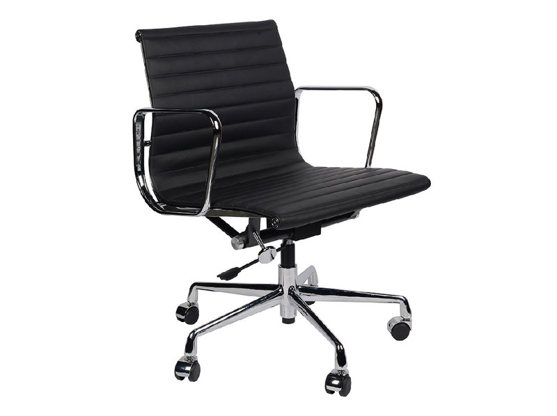 Кресло Eames Style Ribbed Office Chair EA 117 черная кожа от дизайнера CHARLES & RAY EAMES