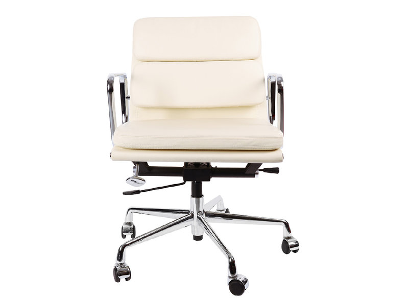 Кресло Eames Style Soft Pad Office Chair EA 217 кремовая кожа от дизайнера CHARLES & RAY EAMES