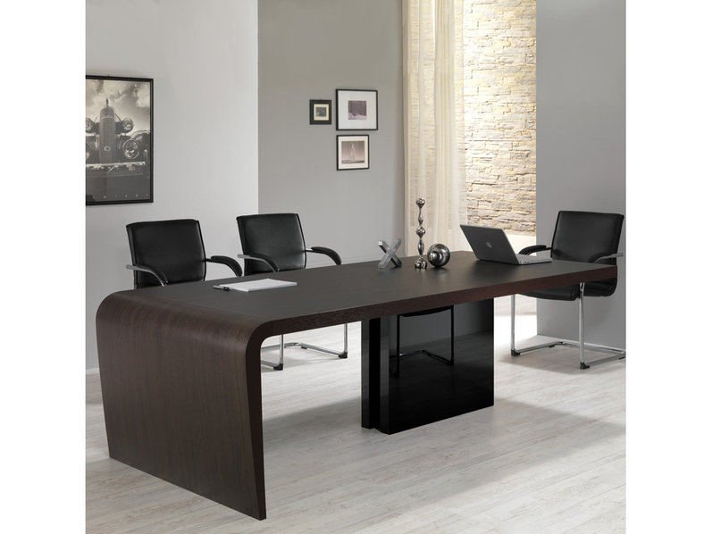 Дизайнерский стол Dali для переговоров от дизайнерской студии Profoffice