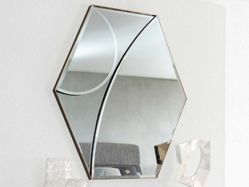 Итальянское зеркало в металлической раме CHARISMA фабрики GIORGIO COLLECTION