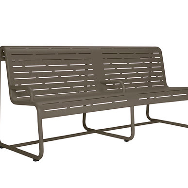 Итальянская скамья CIVIC фабрики JANUS ET CIE