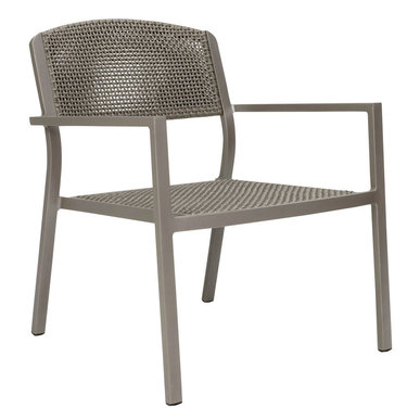 Итальянский стул с подлокотниками CONIC LOUNGE фабрики JANUS ET CIE
