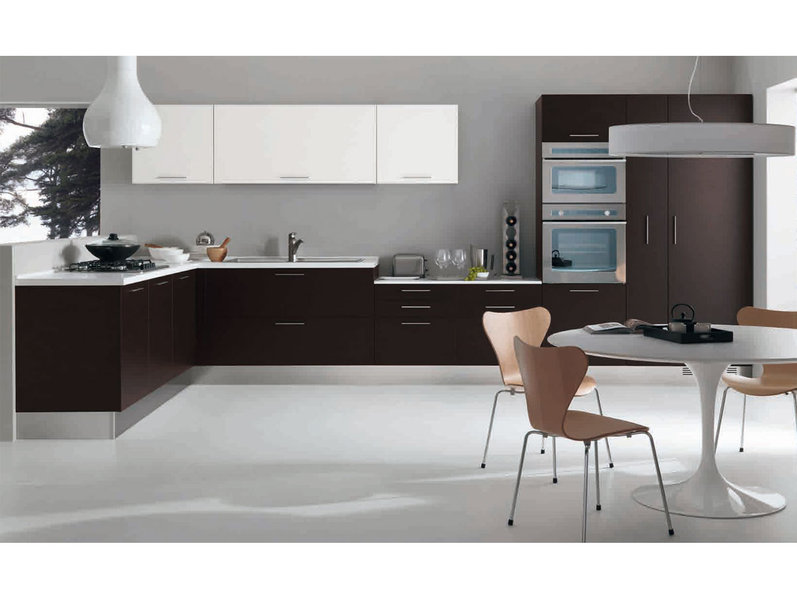 Итальянская кухня EASY 02 фабрики Tre.O Kitchens