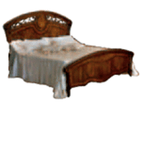 Кровать King с резным изголовьем и изножьем