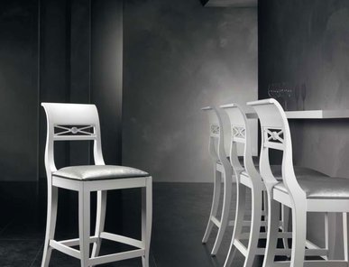 Итальянские барные стулья фабрики VENETA SEDIE